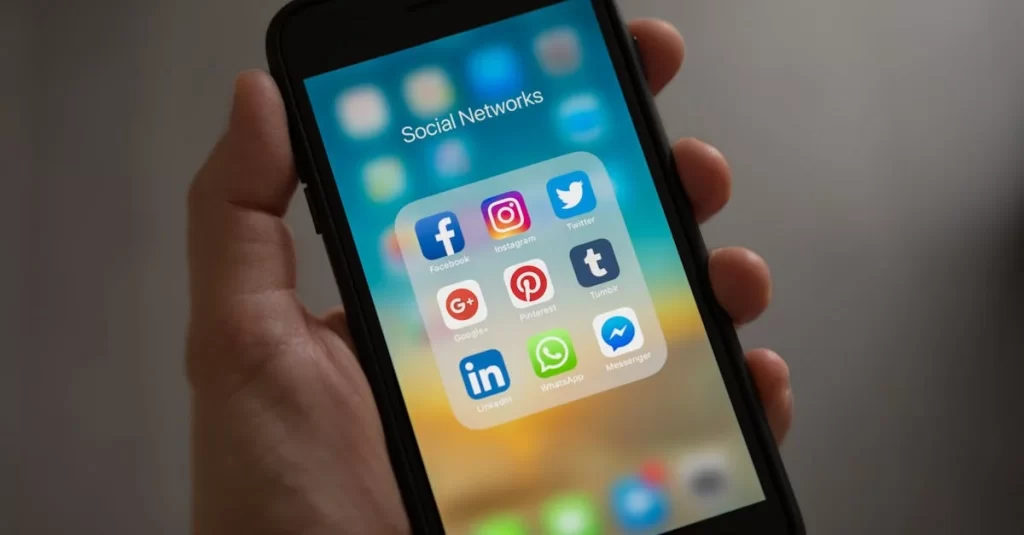 Cách thu hút khách hàng tiềm năng trên facebook