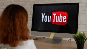 Xây dựng cộng đồng YouTube